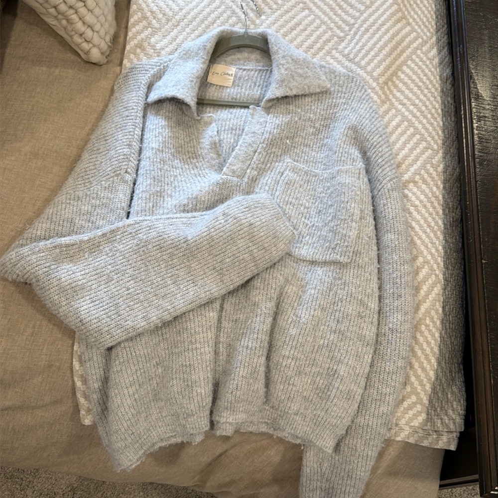 Easy clothes USA sweater